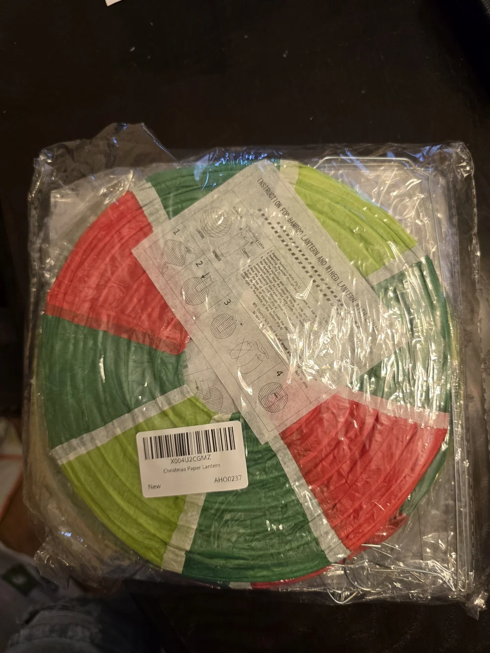 Festive Red & Green Paper Lantern and Fan Party Decorations. 18 Pieces. NWT.